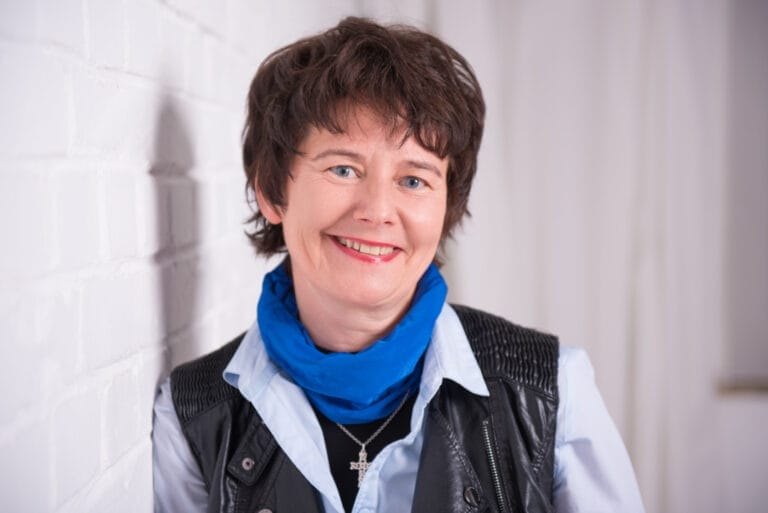 Profilbild von Doris Tillhon.